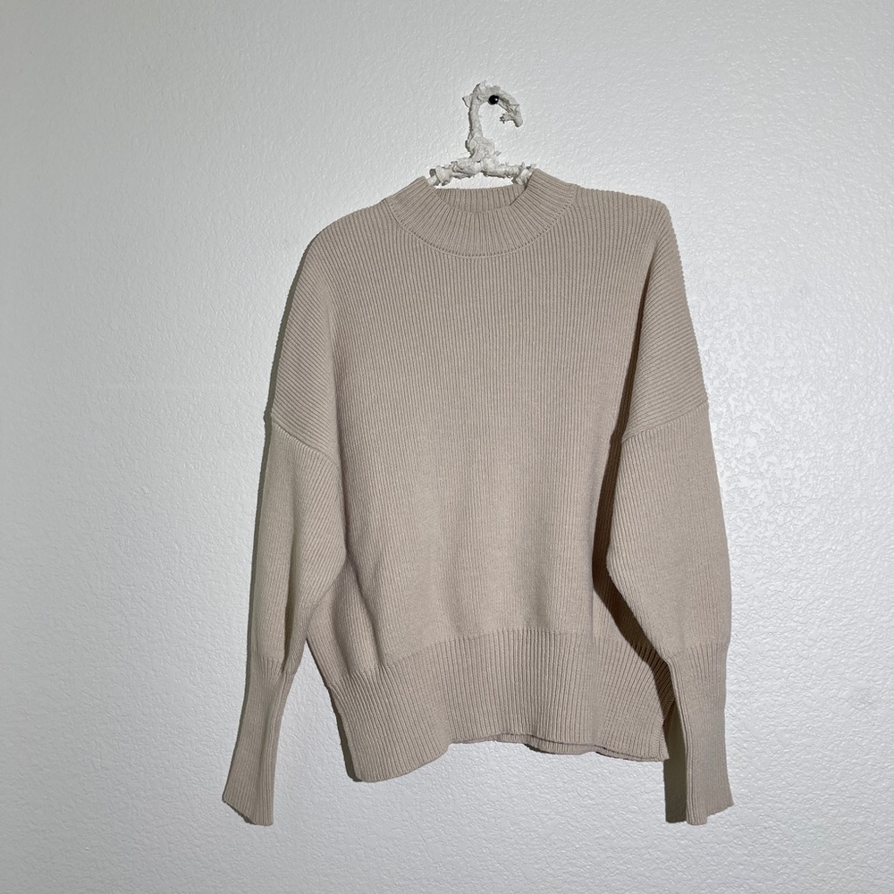 Vici sweater